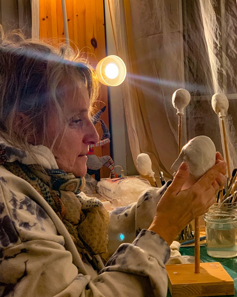 Modellieren einer Kopfform mit Paperclay