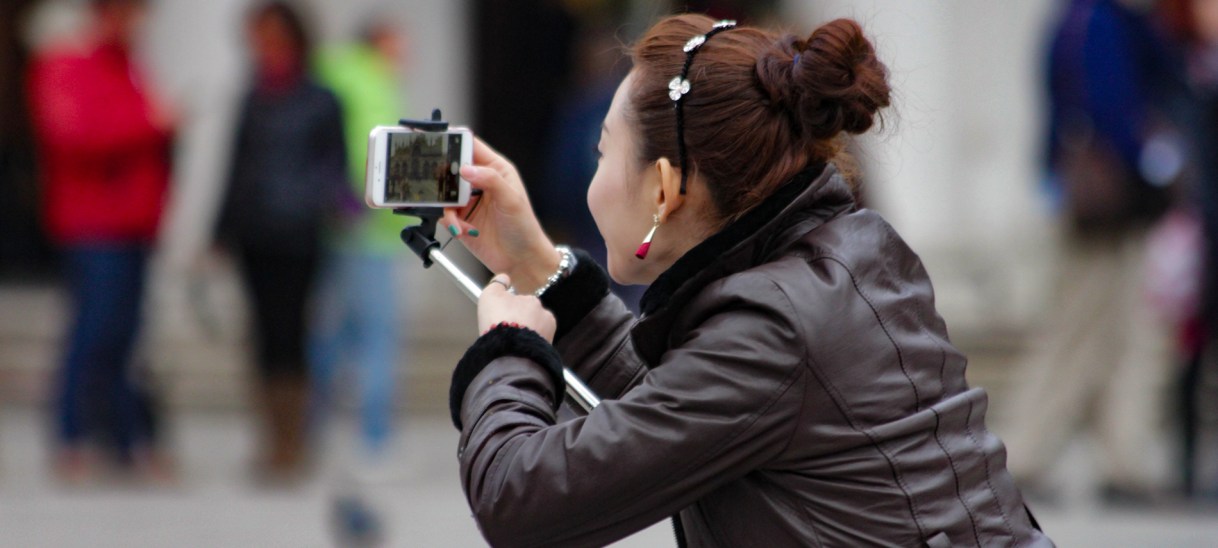 Familienfotos und Pappexperimente